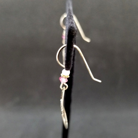 Beautiful silver rose earrings 🌹 - Picture 4 of 6